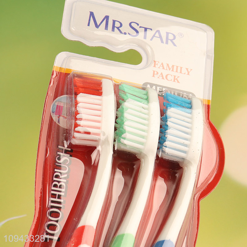 Family Pack Extra Clean Toothbrush For Adults