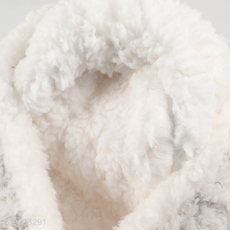 New arrival anti-slip polyester home floor slippers for winter